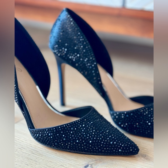 Badgley Mischka Jewel - Justise Black Embellished Pump - Size 9 - Picture 2 of 9